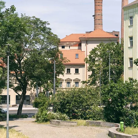 Atelier With Patio & Parking - Nusle Brewery