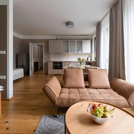 Apartman Atelier With Patio & Parking - Nusle Brewery Prága